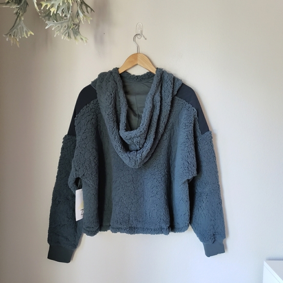 Zella | Fleece Sherpa Funnel Neck Hooded Pullover - Picture 2 of 10